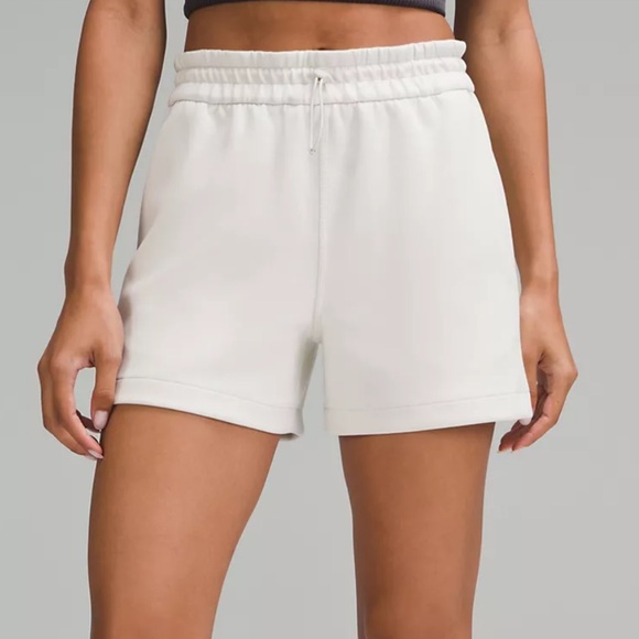 lululemon athletica Pants - 🆕 Lululemon Softstreme High Rise Shorts 4”